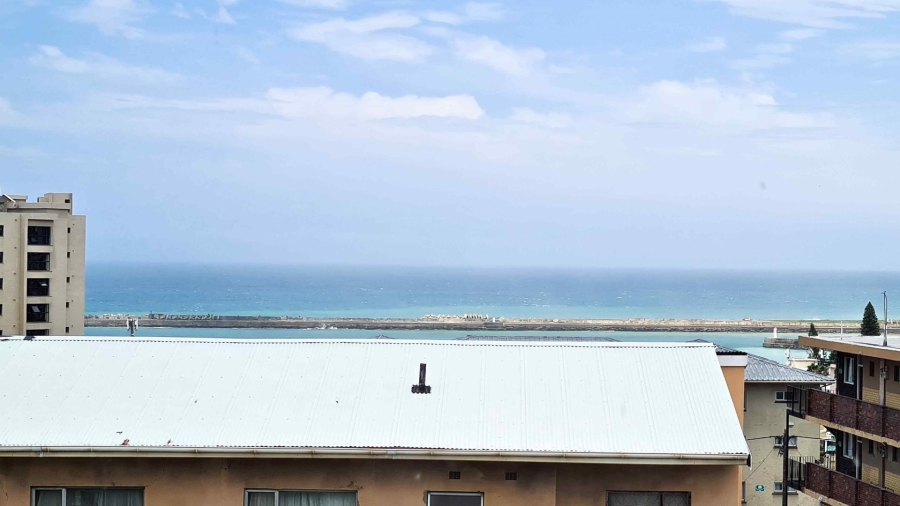 2 Bedroom Property for Sale in Quigney Eastern Cape